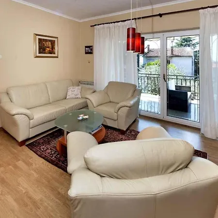 Apartment In - Istrien 53438 Porec